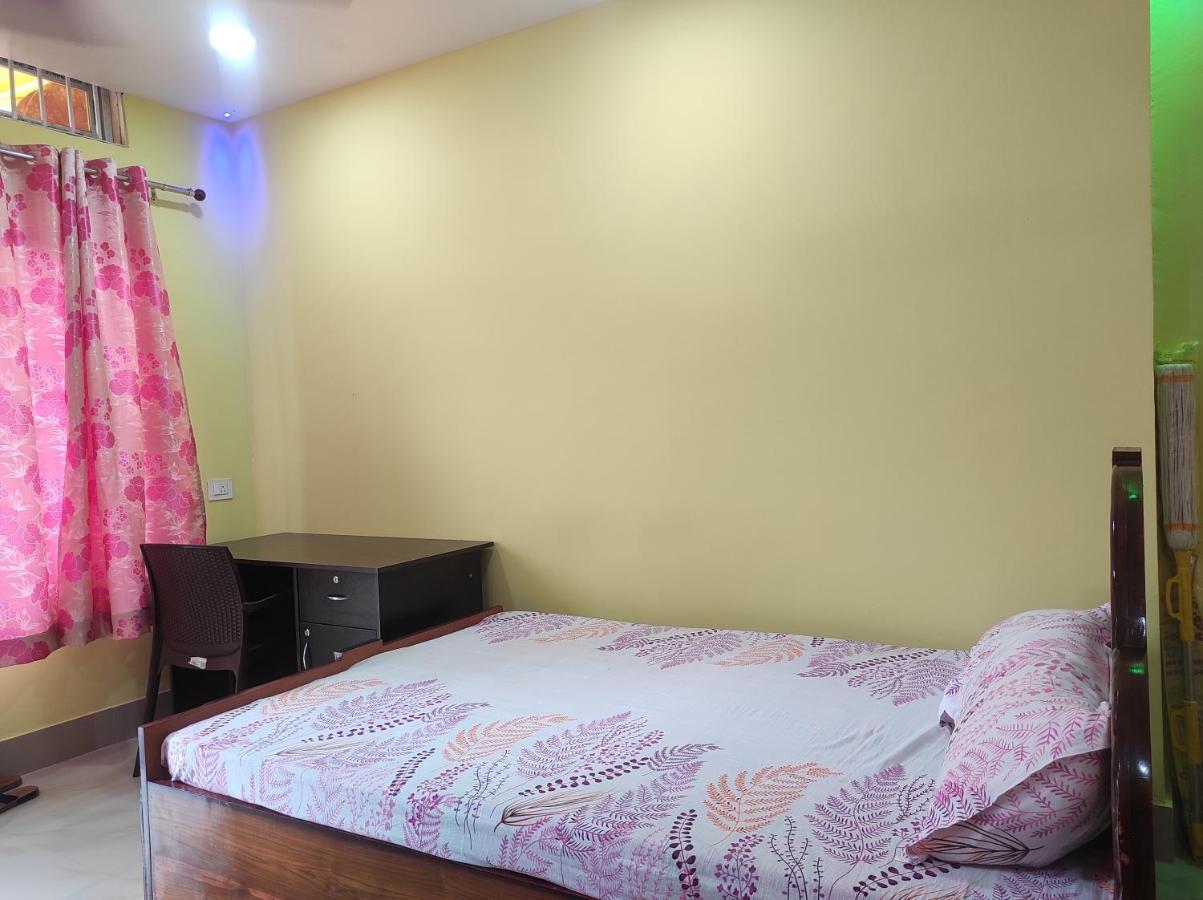 Hotel Sk Lodge Near Guwahati Airport Dış mekan fotoğraf