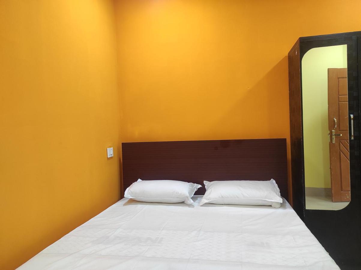Hotel Sk Lodge Near Guwahati Airport Dış mekan fotoğraf